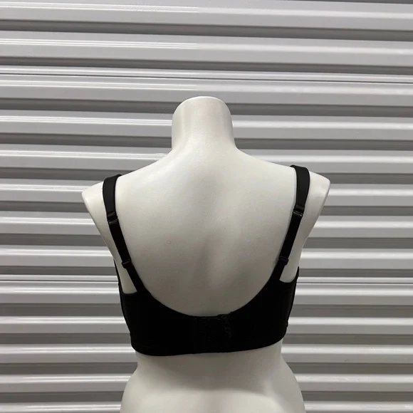38H Black Lightly Lined T-Shirt No Wire Cacique Women's Bra - Picture 3 of 4